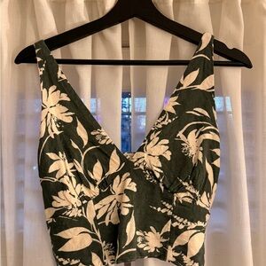 Abercrombie & Fitch Green and Cream Floral Linen Crop Top